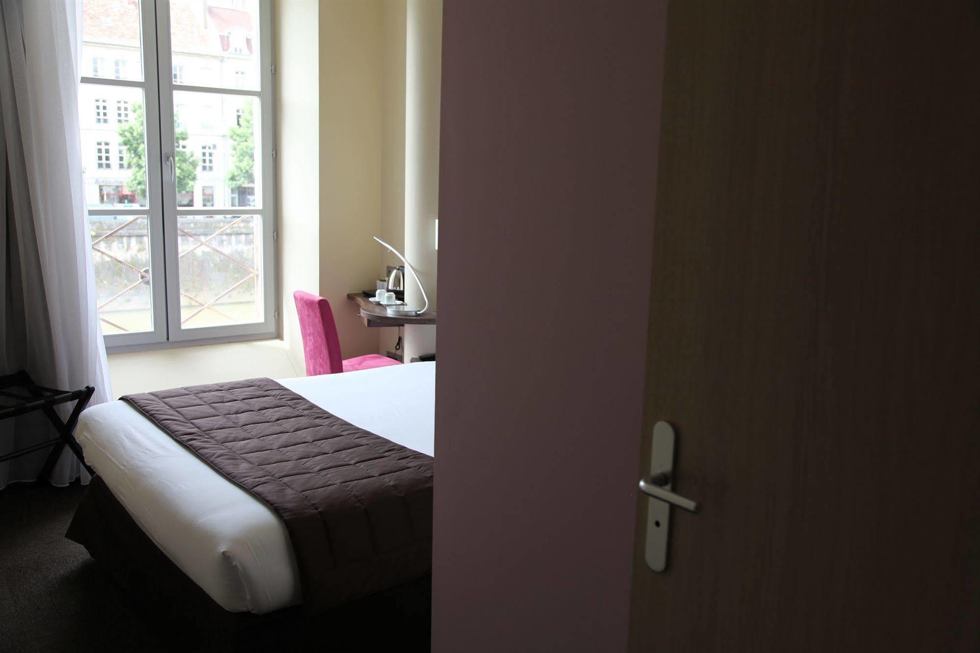 Hotel Vauban Безансон Екстериор снимка